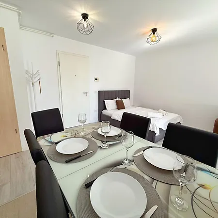 Plermont Luxury Coresi Kasper Apartmán *