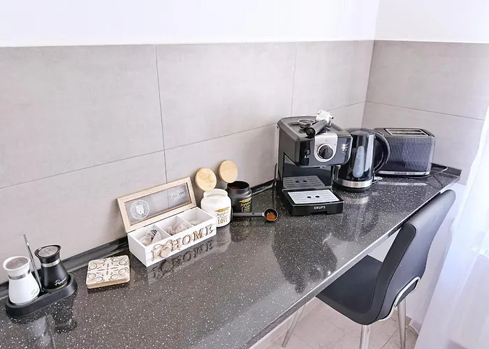 Plermont Luxury Coresi Kasper Apartament *