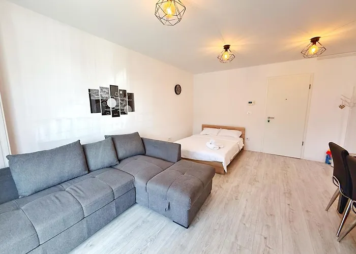 Plermont Luxury Coresi Kasper Apartament